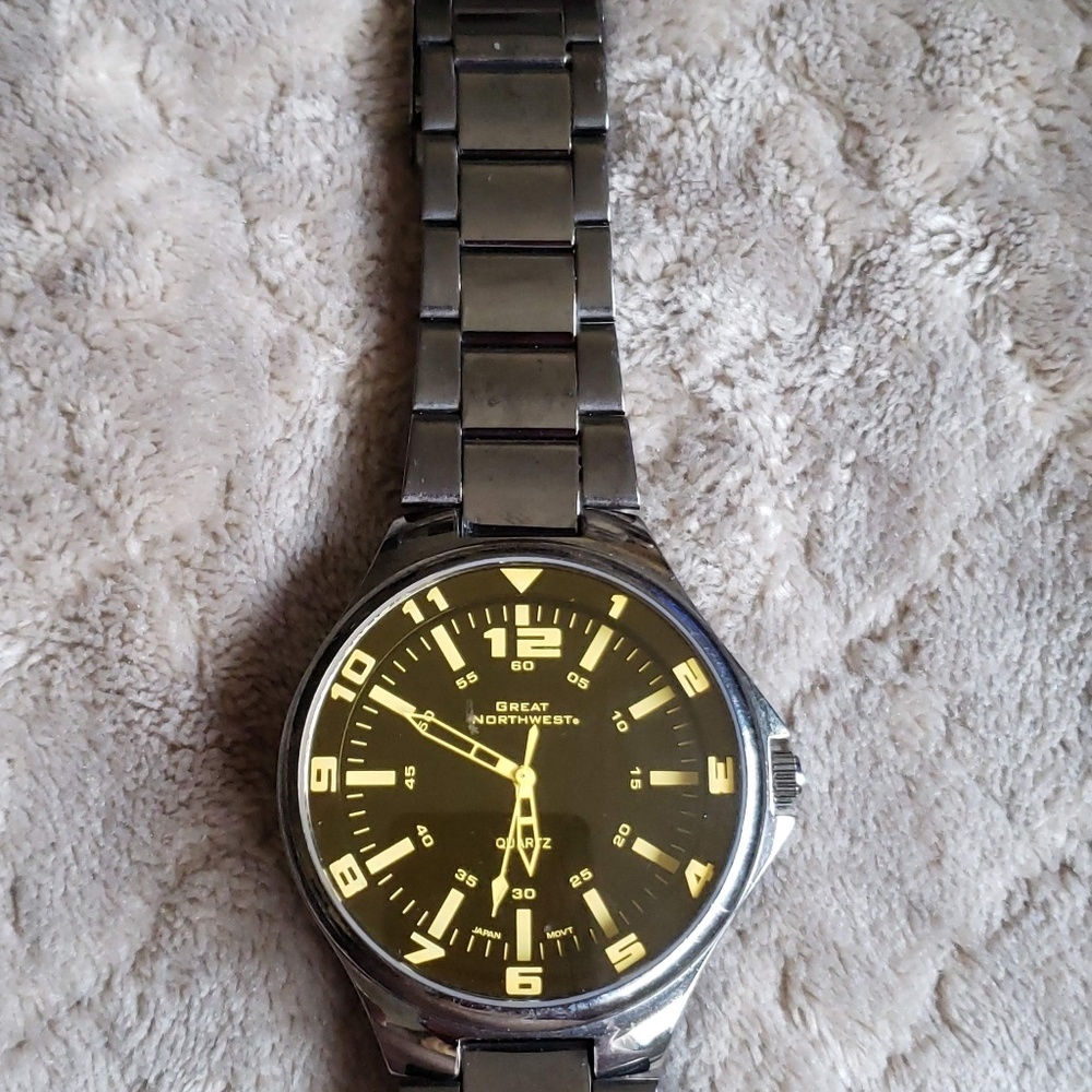 Mens watch